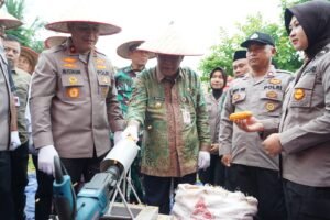 Wagub Sani Hadiri Panen Raya Jagung Kuartal I Tahun 2026 di Muaro Jambi