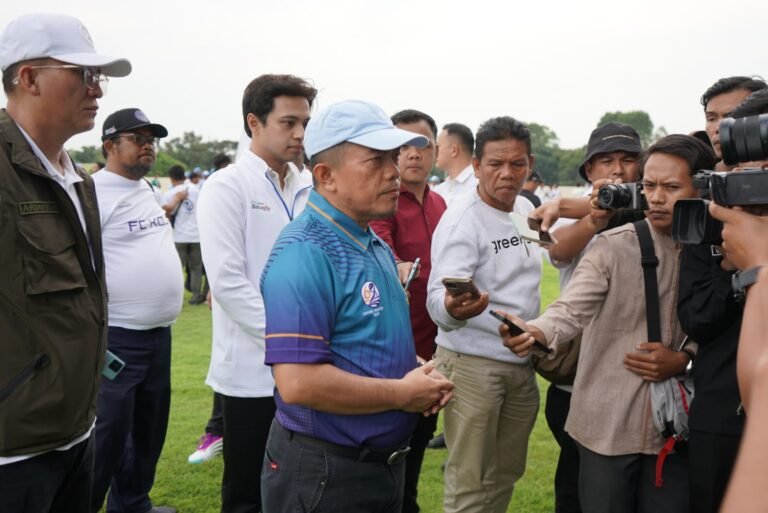 Gubernur Al Haris Buka Gubernur Jambi Cup 2026 di Stadion Swarnabhumi Pijoan