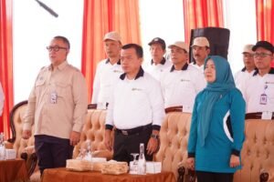 Jambi Jadi Contoh Nasional Gerakan Tanam Pohon Serentak