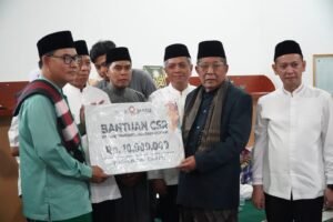 Safari Ramadhan di Tanjab Timur, Wagub Jambi Serahkan Bantuan Stunting, CSR hingga BAZNAS