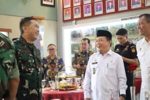 450 Prajurit Yonif 142/KJ Kembali dari Papua, Disambut Haru dan Bangga di Jambi